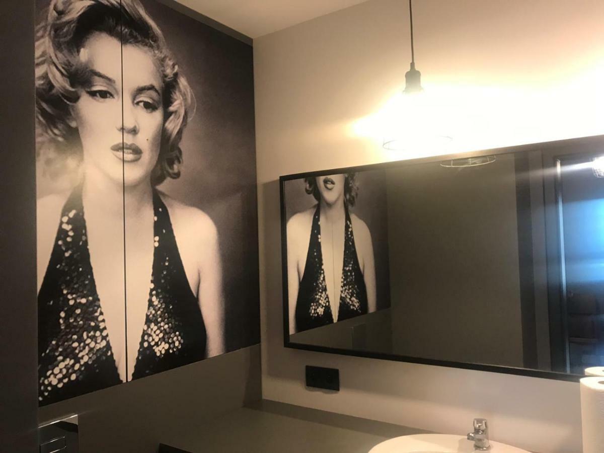 Maya'S Flats & Resorts 24 - Hollywood Gdansk Dış mekan fotoğraf
